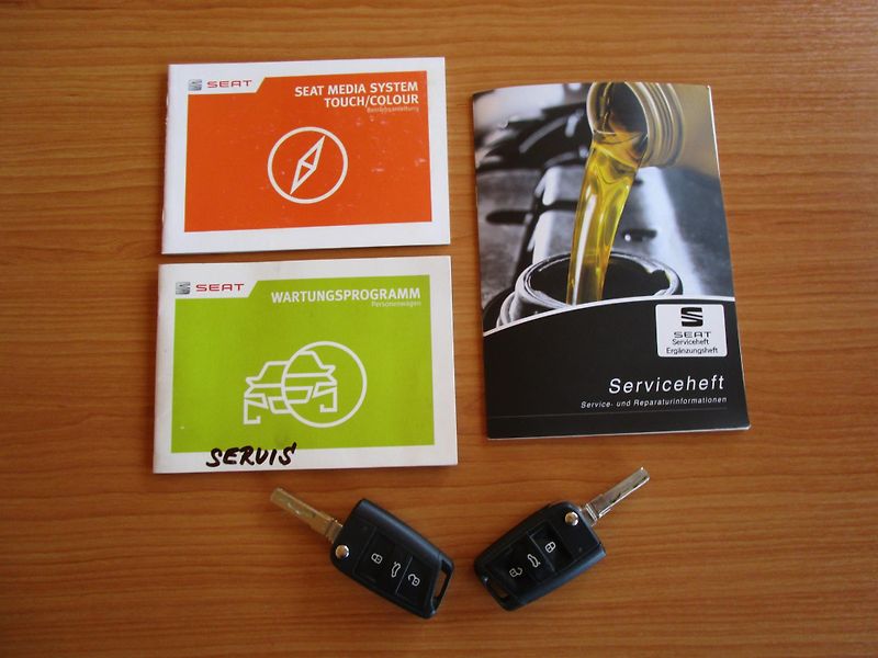 Seat Leon 1,2TSI-81KW-NOVÁ STK+ROZVODY - fotka 14 z 14
