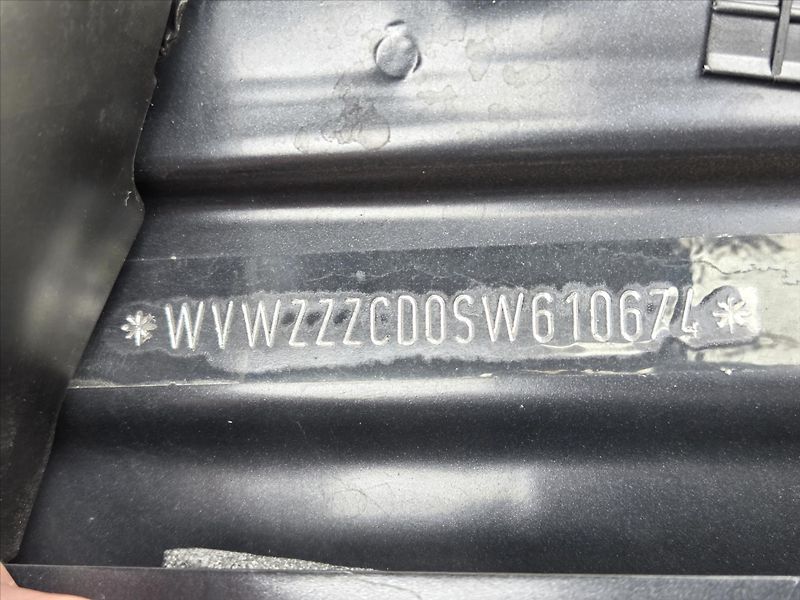 Volkswagen Golf 1,5 eTSi 110kW DSG Tov.záruka - fotka 23 z 23