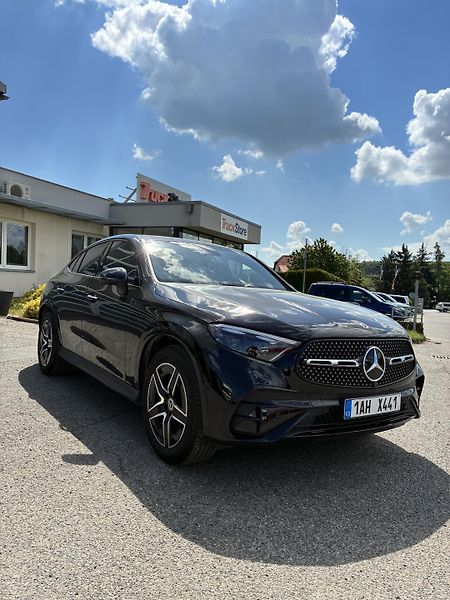 Mercedes-Benz GLC (2025) 220d 4MATIC kupé - fotka 2 z 17