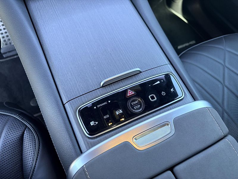 Mercedes-Benz EQS 450 AMG  - fotka 34 z 64