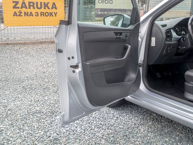 Škoda Fabia (2016) 1.2TSI 66KW – NOVÉ V ČR - fotka 9 z 42