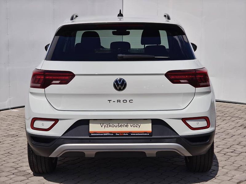 Volkswagen T-Roc Life 6G 1,0TSI - fotka 21 z 22