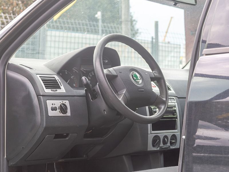 Škoda Fabia (2004) 1.9SDI 47KW - KLIMA - fotka 10 z 34