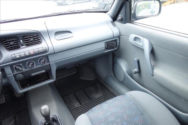 Škoda Felicia 1,3 i, ČR, 1 MAJ., TOP STAV!! - fotka 18 z 33