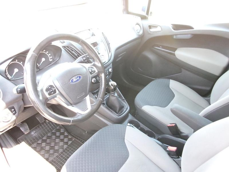 Ford Tourneo Courier (2018) 1.0 ECO BOOST,KOUPENO ČR - fotka 10 z 15