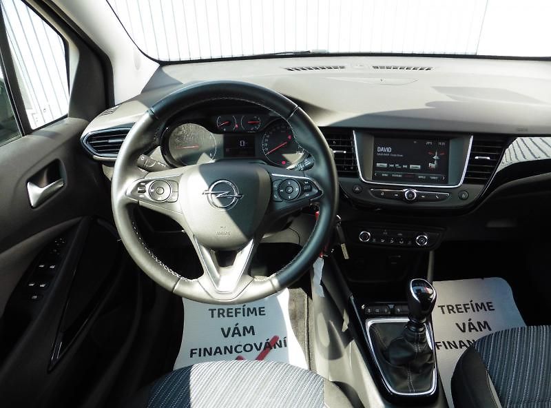 Opel Crossland X 1.2T Enjoy 1.maj. - fotka 10 z 15