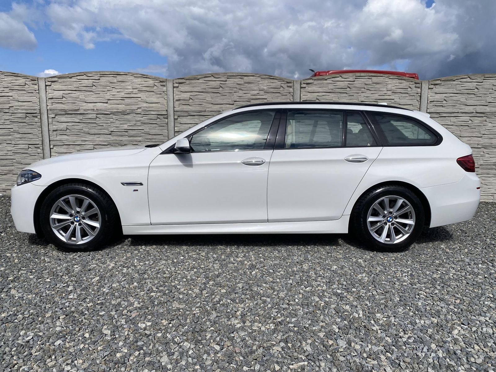 BMW Řada 5 535D 313PS X-DRIVE M-PAKET DPH