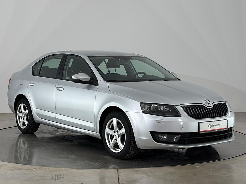 Škoda Octavia DSG,Ambition - fotka 14 z 27