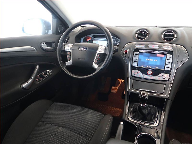 Ford Mondeo (2007) 1.8 TDCi, po STK, zamluveno - fotka 6 z 14