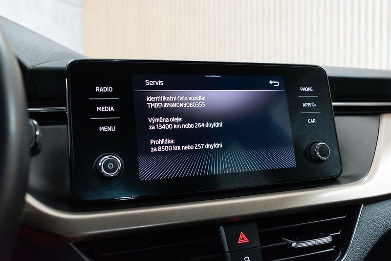 Škoda Scala 1.0 TSI G-TEC STYLE*DPH*ČR 1.M - fotka 30 z 38