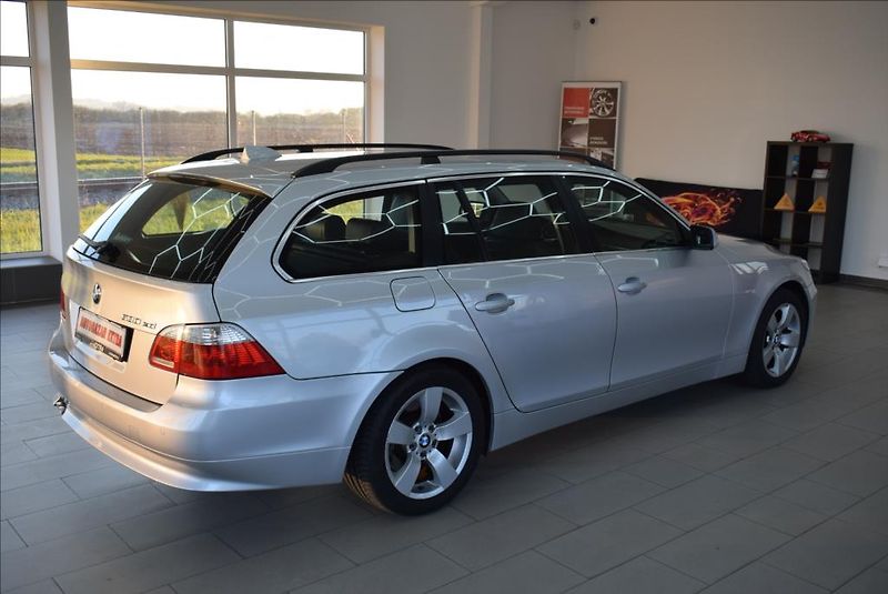 BMW Řada 5 3,0 530XD, xen,navi,servis, - fotka 6 z 28