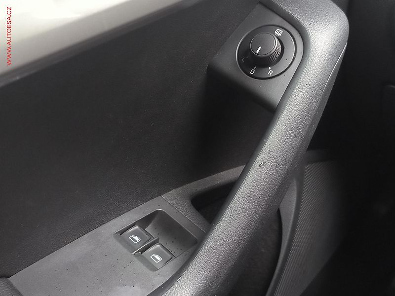 Škoda Octavia (2014) 1.2TSi, Active - fotka 13 z 14