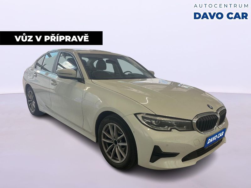 BMW Řada 3 2,0 320d 190k xDrive ADVANTAGE - fotka 4 z 33