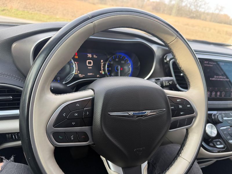 Chrysler Pacifica (2018) 3,6 RU Panorama Limited 2018 - fotka 19 z 20