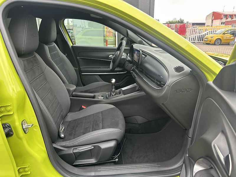 Fiat 600 (2026) Sport 1,2 T - 6 MT - fotka 12 z 20