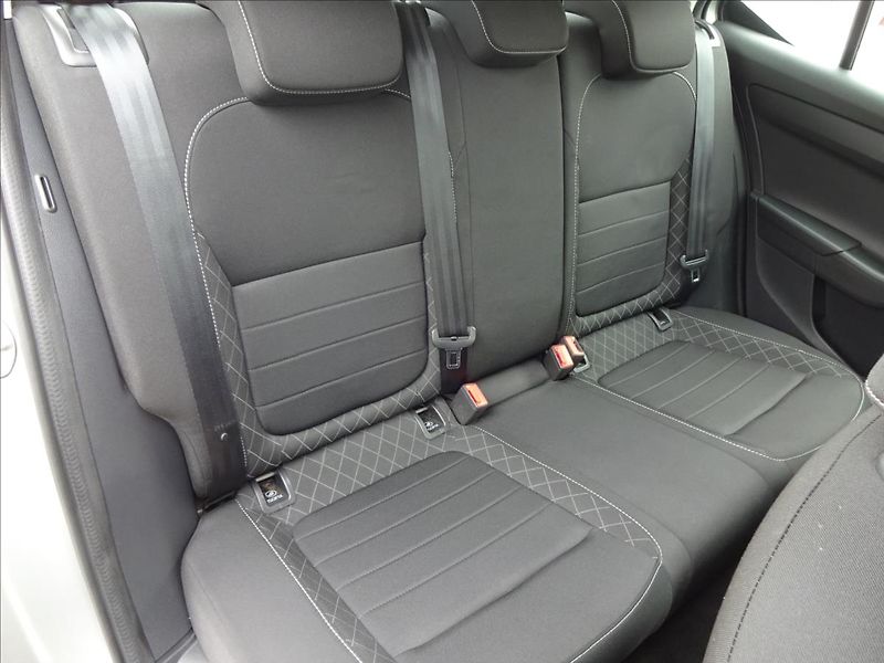 Škoda Fabia III 1.0TSI 70 kW STYLE - fotka 27 z 51