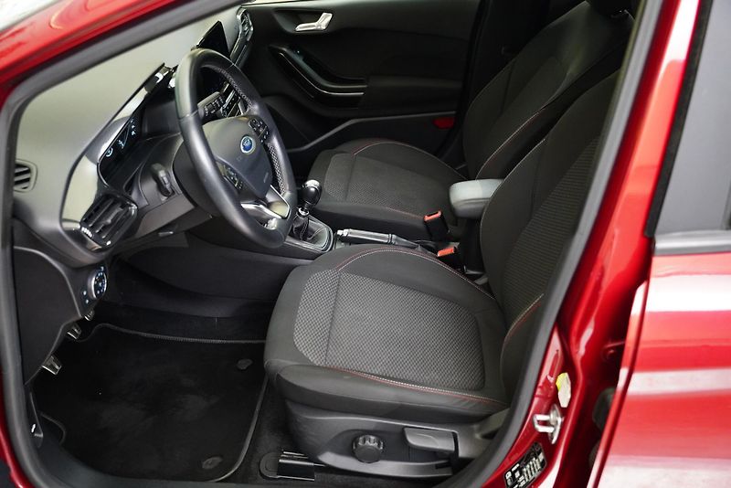 Ford Fiesta - fotka 11 z 25