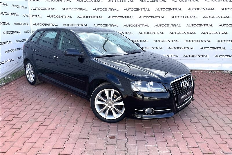 Audi A3 1,2 TFSI Sportback 77kw servis - fotografie inzerátu