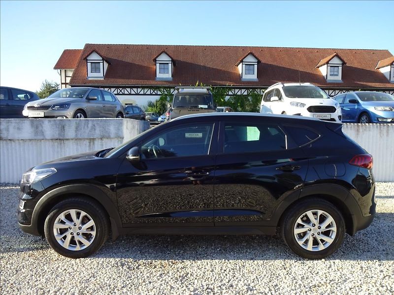 Hyundai Tucson 1,6T- GDi 130kW Trikolor - fotka 4 z 58