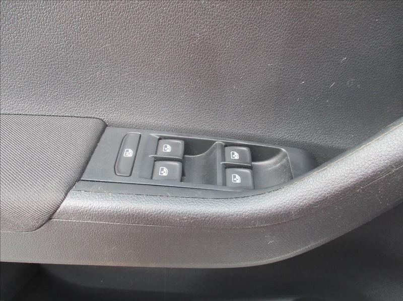 Škoda Fabia 1,0 TSI, klima,servis,DPH,CZ, - fotka 24 z 30