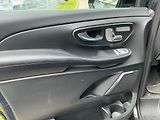 Mercedes-Benz Třídy V 300 d AMG 4MATIC - náhled 9
