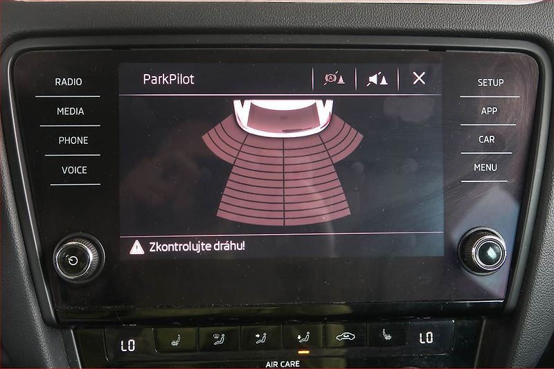 Škoda Octavia (2017) Ambition Plus 1.6 TDI - fotka 13 z 14