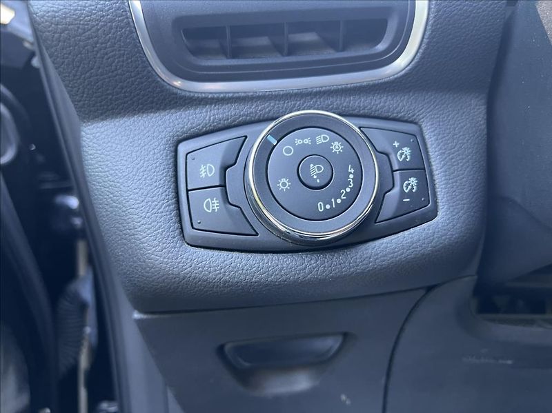 Ford B-MAX 1,4 i TITANIUM klima E6 - fotka 30 z 33