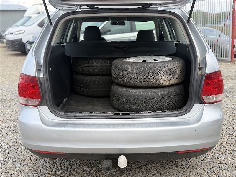Volkswagen Golf 1,9 TDI 77kW +SADA KOL, TAŽNÉ - fotka 19 z 22