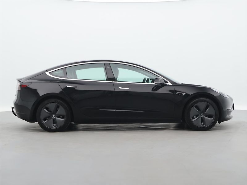 Tesla Model 3 Std Range Plus 52kWh - fotka 8 z 27