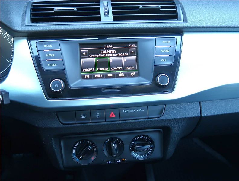 Škoda Fabia (2015) 1.0, Serv.kniha - fotka 12 z 14