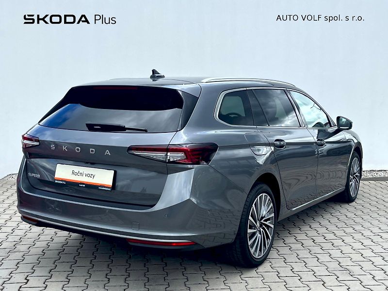 Škoda Superb (2024) kombi L & K 2.0 TDI 110 kW 7°D - fotka 2 z 35