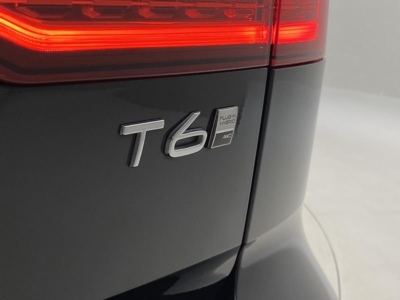 Volvo V60 T6 AWD BRIGHT ULTRA - fotka 40 z 66