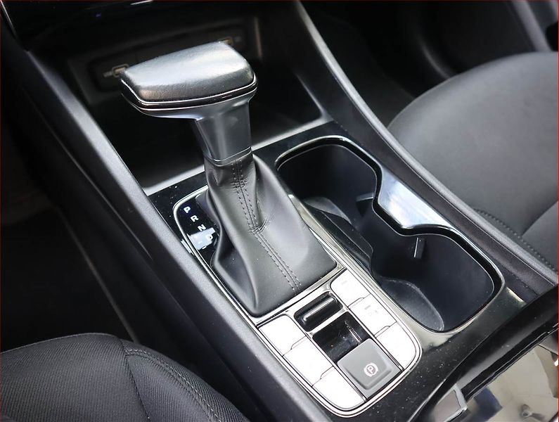 Hyundai Tucson (2021) 1.6 CRDi 48V MHEV, Automat - fotka 13 z 19