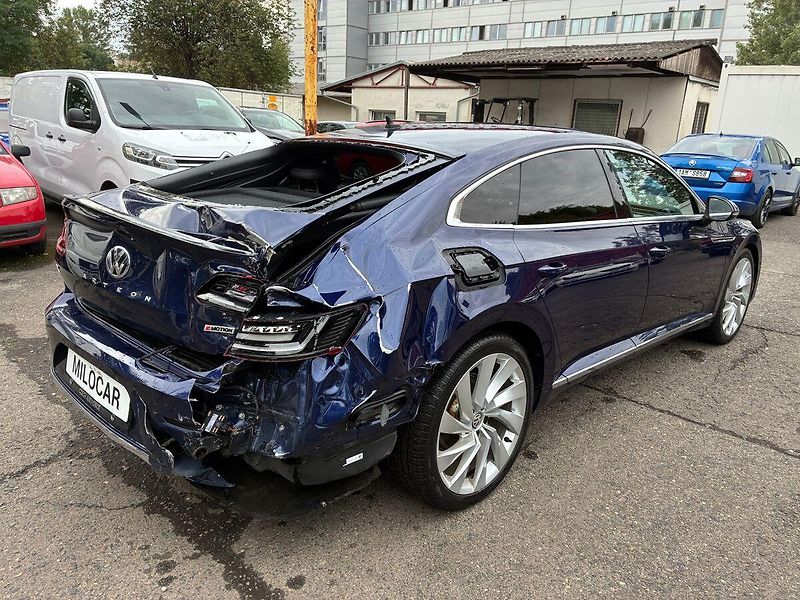 Volkswagen Arteon 2.0 TDi R-Line 4x4 140 kW - fotka 6 z 27