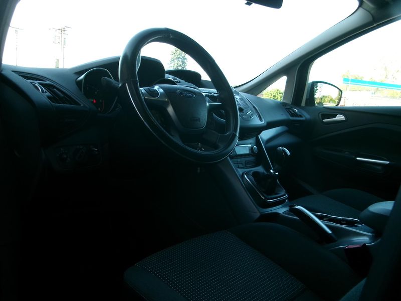 Ford C-MAX (2012) 1,6TDCi AC TEMP ALU BT - fotka 27 z 30