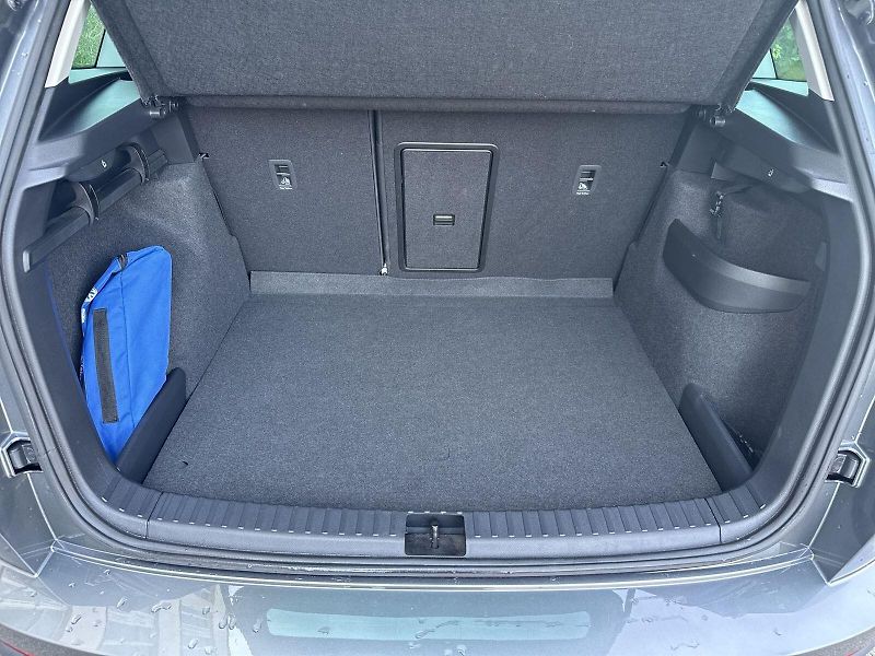 Škoda Karoq (2022) 1.5 TSI DSG Style - fotka 32 z 33
