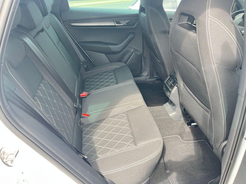 Škoda Karoq (2024) Sportline 1,5TSI 110kW DSG 7st - fotka 19 z 33