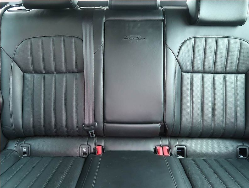 Škoda Superb (2018) Laurin&Klement 2.0 TDI, 4X4 - fotka 10 z 23