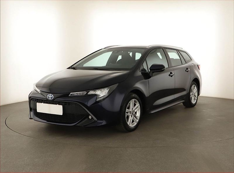 Toyota Corolla (2022) 1.8 Hybrid - fotka 2 z 20