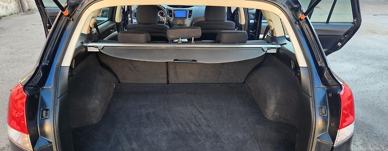 Subaru Outback (2015)  2.0D*BOXER*4x4*AUT*VÝHŘEV*ČR* - fotka 24 z 44