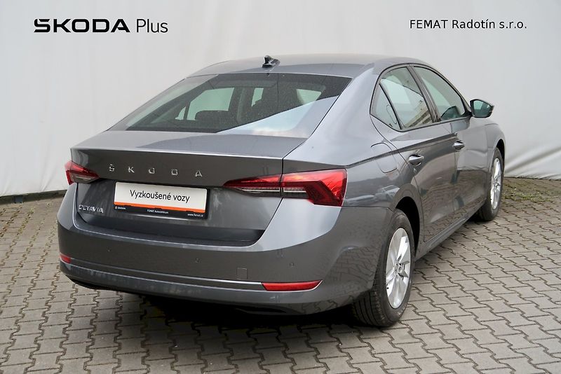 Škoda Octavia (2023) Activ 1.0 TSi/ 81 kW - fotka 25 z 32