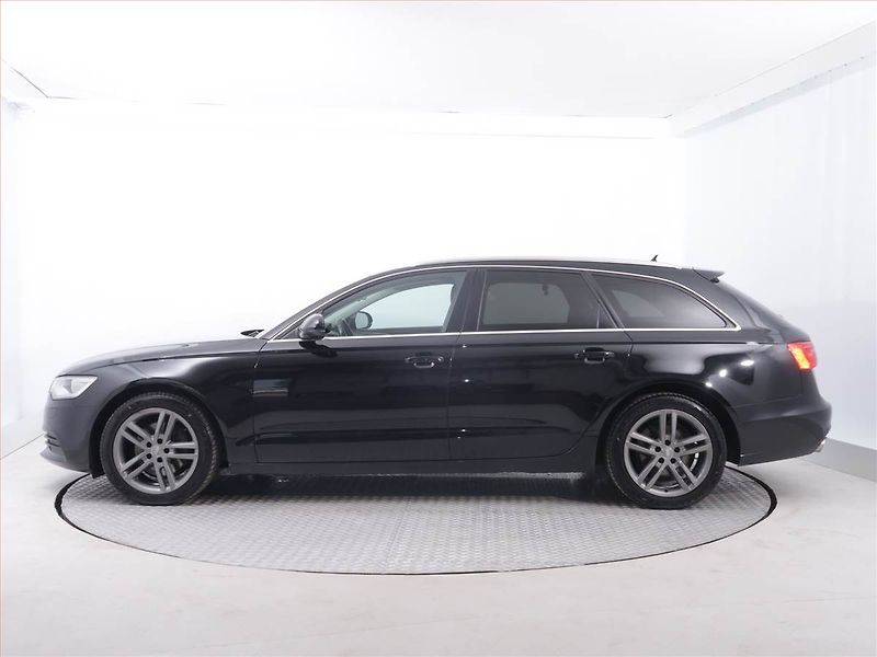 Audi A6 (2013) Design 3.0 TDI, 4X4, Automat - fotka 3 z 22