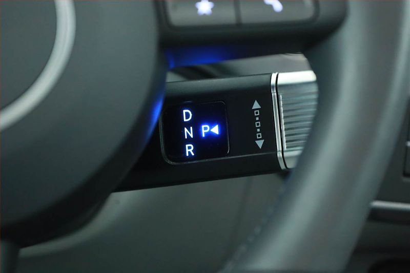 Hyundai Kona (2025) Electric 48 kWh, SoH 100% - fotka 14 z 21
