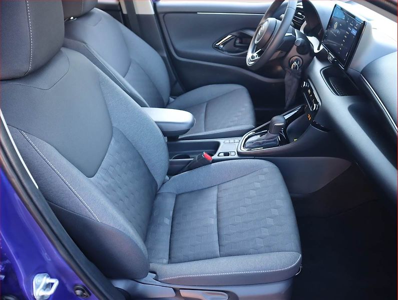 Toyota Yaris (2025) 1.5 VVT-i Hybrid - fotka 9 z 21