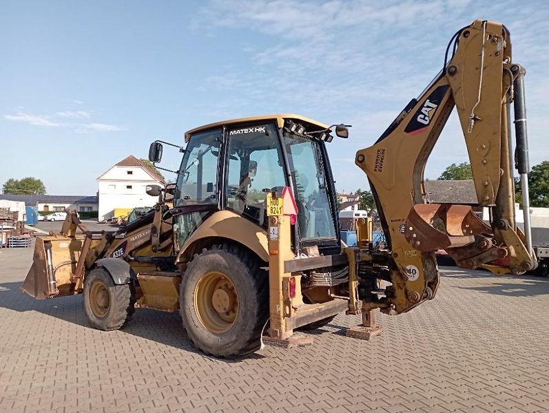 Caterpillar (2010) 432E - fotka 3 z 16
