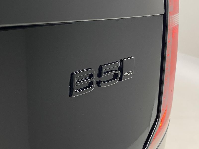 Volvo XC90 (2026) B5 AWD AUT BLACK EDITION PLUS  - fotka 20 z 73