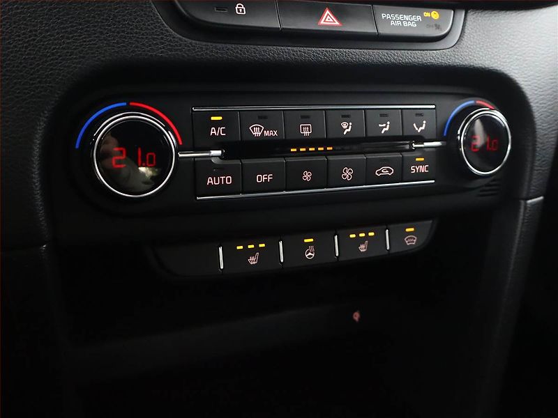 Kia Pro_Ceed (2020) GT-Line 1.4 T-GDI, ČR,1.maj - fotka 15 z 19