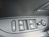 Peugeot 2008 (2022) 1.2PT, ČR, LED, park.čidla - náhled 12