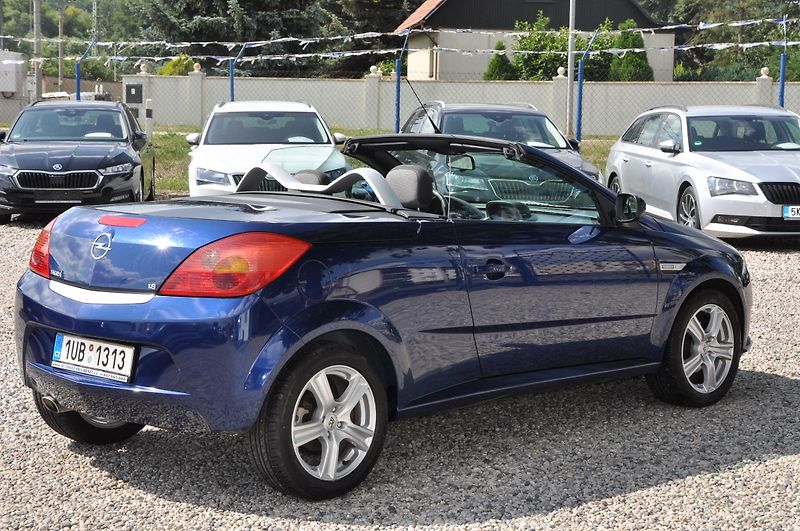Opel Tigra 1.8i 92kW - fotka 3 z 13