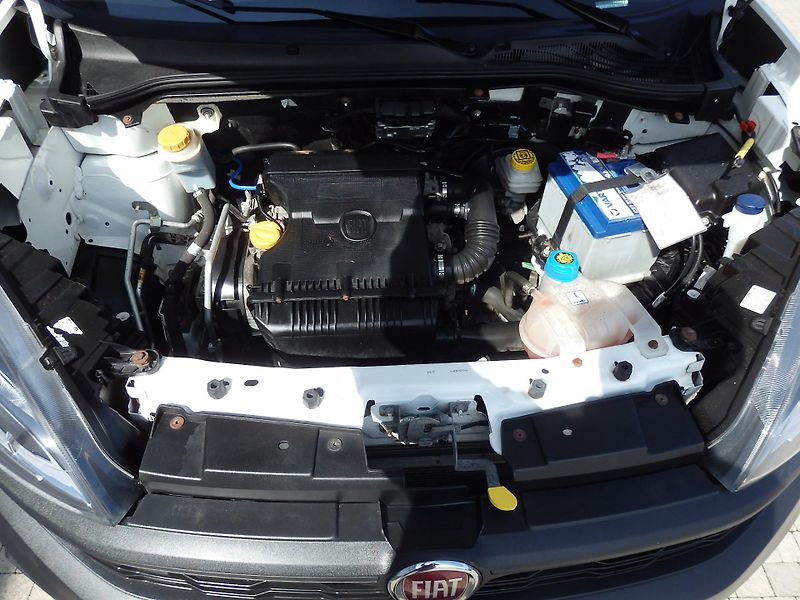 Fiat Dobló LONG 1.4i KLIMATIZACE, ASR - fotka 12 z 12